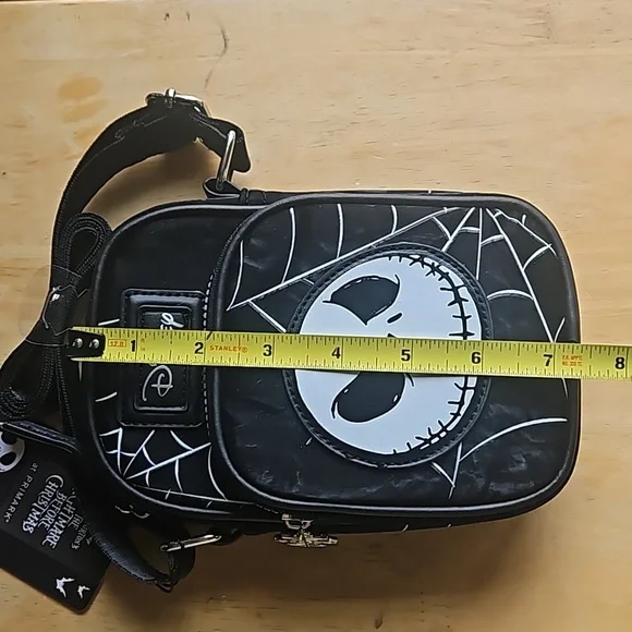 DISNEY NIGHTMARE BEFORE CHRISTMAS CELLPHONE BAG - Picture 10 of 12